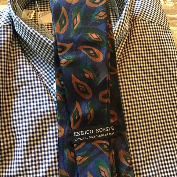 Men's Button down shirt & silk tie. - Picture 5 of 5